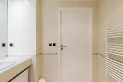 Salle de bains dans l'établissement Fleury Home YourHostHelper