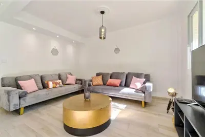 Coin salon dans l'établissement Agréable 3pièces Cannes Croisette