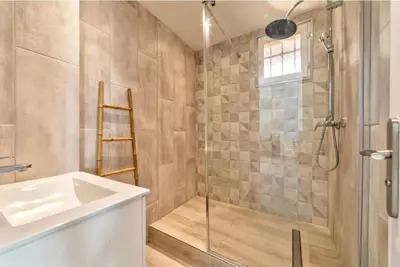Salle de bains dans l'établissement Agréable 3pièces Cannes Croisette