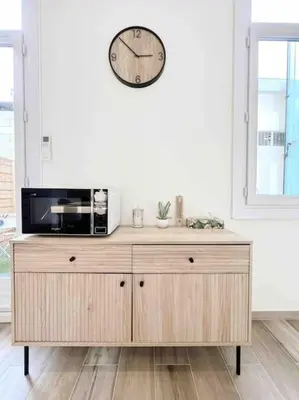 Cuisine ou kitchenette dans l'établissement Le Bruna: Apt 4 prs, Clim, 10 min plages