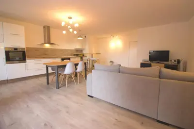 Cuisine ou kitchenette dans l'établissement Juan les Pins City Center - 6 People