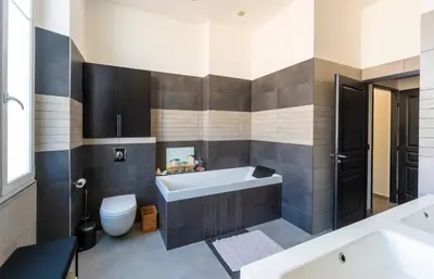 Salle de bains dans l'établissement Magnifique 2 chambres Centre Cannes - 4 personnes - WIFI Terrasse
