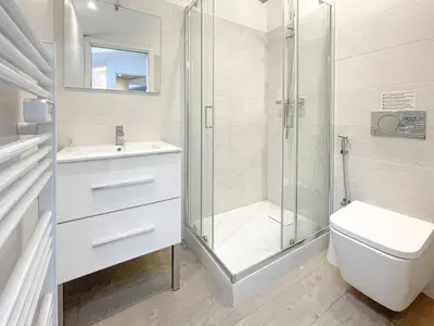 Salle de bains dans l'établissement Tony Allard By Winsome Destination 4A
