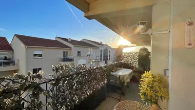 Balcon ou terrasse dans l'établissement Comfortable and modern two bedroom