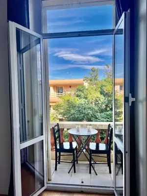 Balcon ou terrasse dans l'établissement PROVENCE 2 PIECES AVEC BALCON
