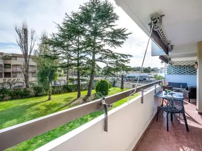 Balcon ou terrasse dans l'établissement Apartment Les cyclades by Interhome