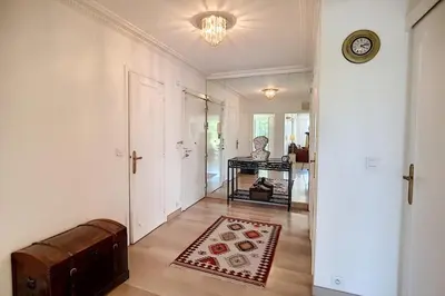 Coin salon dans l'établissement 2 bdr apartment with garden next to the Croisette