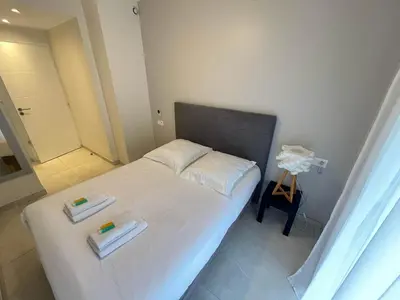 Un ou plusieurs lits dans un hébergement de l'établissement A085-Splendide appartement refait neuf avec vue mer