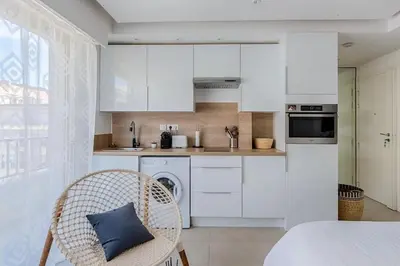 Cuisine ou kitchenette dans l'établissement B045-Studio croisette AC close Congress center SEA
