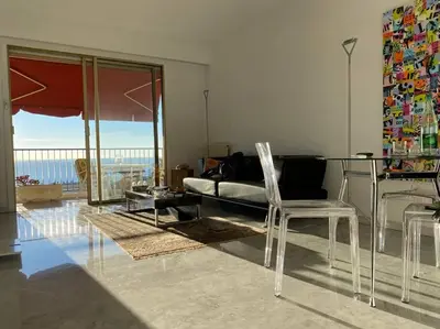 Coin salon dans l'établissement 2-Room 60 m², Panoramic view, 2 balconies, 50m Pool