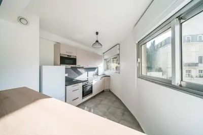 Cuisine ou kitchenette dans l'établissement Nice one bedroom in the heart of Cannes