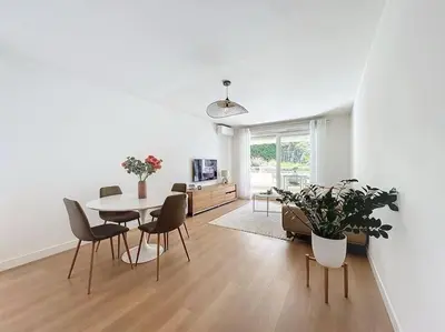 Télévision ou salle de divertissement dans l'établissement Agencia Superbe appartement 2 chambres