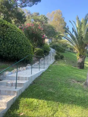 Jardin de l'établissement Appart 2P Vue Mer Panoramique Cannes Eden