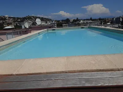 Piscine de l'établissement Studio rdj 24 m2 et piscine ou située à proximité