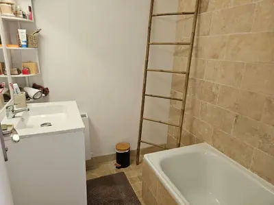 Plan de l'établissement Hauteur d'Antibes 3 pièces vue mer et montagne Calanques