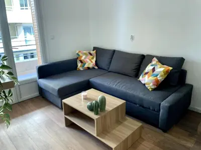 Coin salon dans l'établissement Superbe appartement 2P climatisé - Plages à pieds