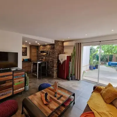 Appartement 2 Pièces proche mer calme dans villa