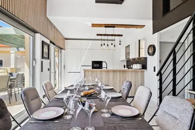 Plan de l'établissement DUPLEX VILLA LES PINS 89m2 et terrasse 30m2