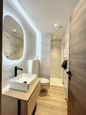 Salle de bains dans l'établissement BRP Cannes Center,Top floor Luxurious house,8 bed