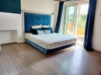 Un ou plusieurs lits dans un hébergement de l'établissement Villa in Biot