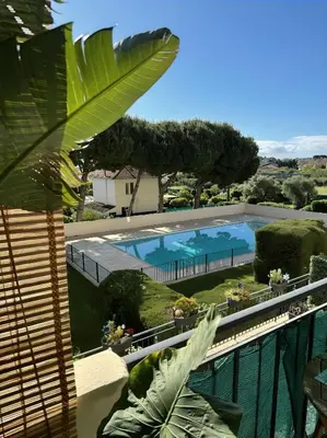 Piscine de l'établissement Superb apartment in provenzal residence with pool ou située à proximité