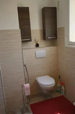 Salle de bains dans l'établissement Air-conditioned Apartment of 90 m2 only 200 meters away from the Croisette