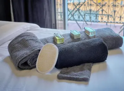 Un ou plusieurs lits dans un hébergement de l'établissement TOP renovated 1 bedroom near Palais 2P1 by RIVAEVENT