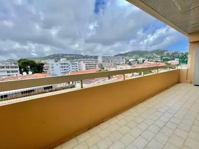 Balcon ou terrasse dans l'établissement Astoria luxury apartment- 3 bathrooms