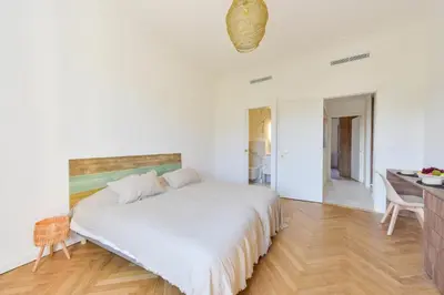 Un ou plusieurs lits dans un hébergement de l'établissement Rare luxury 3-Br near the Croisette