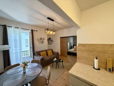 Coin salon dans l'établissement A006 Superbe Appartement dans le Carre d'Or-Cannes