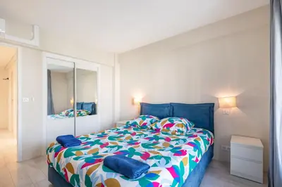 Un ou plusieurs lits dans un hébergement de l'établissement Yank's centre Juan Les Pins 5 min des plages