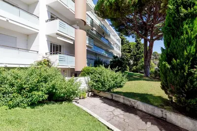 Jardin de l'établissement Studio très spacieux et Design LE BELLA Climatisé