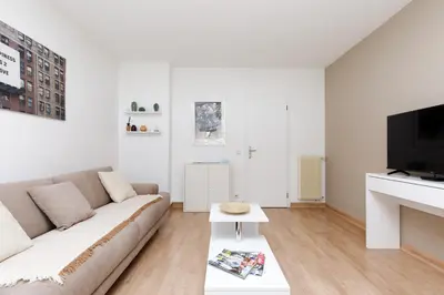 Télévision ou salle de divertissement dans l'établissement Studio très spacieux et Design LE BELLA Climatisé