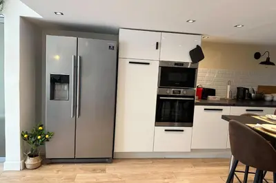 Cuisine ou kitchenette dans l'établissement Spacious duplex near the city center of Cannes
