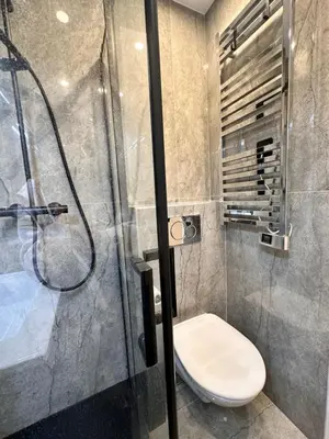Salle de bains dans l'établissement STUDIO HORIZON - SEA VIEW - POOL- Air Conditioner - Kitchen - Wifi -TV Train - Bus -