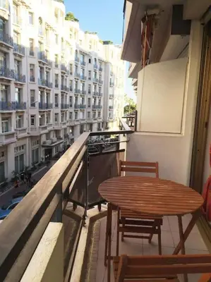 Balcon ou terrasse dans l'établissement Cannes 2pièces Croisette Martinez