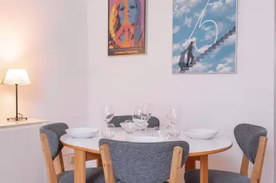 Plan de l'établissement The Artists’ Retreat – Comfort in the Heart of Cannes