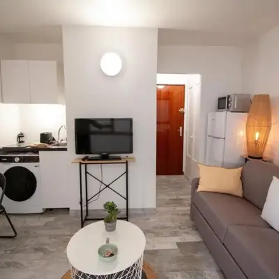 Stylish Studio with Pool 500 meters to the Beach