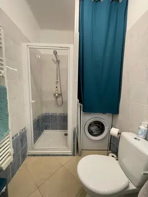 Salle de bains dans l'établissement Maison Azur Riviera Stay