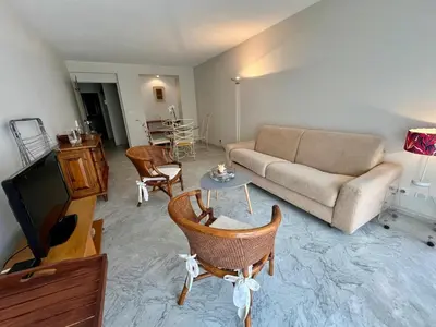 Télévision ou salle de divertissement dans l'établissement L'Hacienda