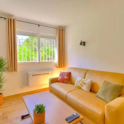 Charmant Studio rénové à Antibes