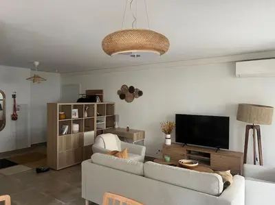 Télévision ou salle de divertissement dans l'établissement Jardin Secret A04 By Avecoeur