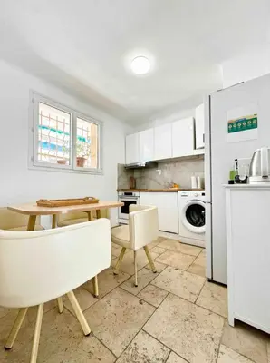 Cuisine ou kitchenette dans l'établissement Les Naïades