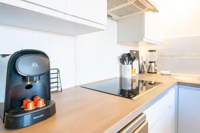 Cuisine ou kitchenette dans l'établissement 3 pièces proche parc naturel et mer, parking, climatisation