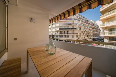 Balcon ou terrasse dans l'établissement Beautiful 3 bedroom fully renovated