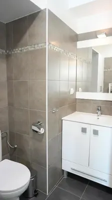 Salle de bains dans l'établissement Proche Palais Des Festivals - Croisette,Studio Bella - Palmazur Vacances