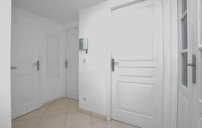 Plan de l'établissement 1 Bedroom Gorgeous Apartment In Antibes