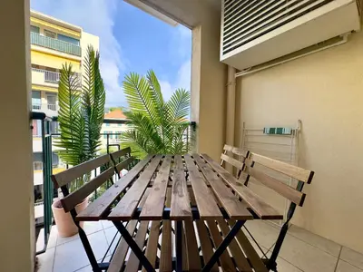 Balcon ou terrasse dans l'établissement Le Montébello SCLS - Wifi, Climatisation, Parking