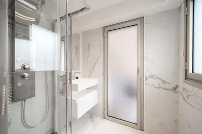 Salle de bains dans l'établissement REF 1967 - Cannes Center - Apartment for rent