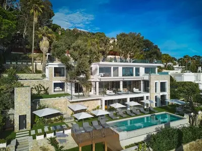 Piscine de l'établissement Cannes villa 6 chambres - Elisabeth ou située à proximité